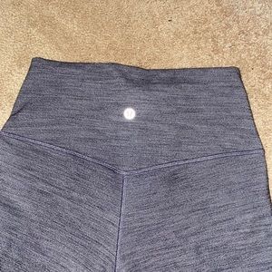 Lulu lemon Gray Align leggings